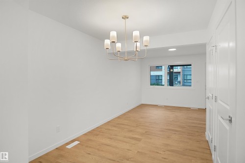 #88 1430 Aster Wy Nw, Edmonton, AB - Indoor Photo Showing Other Room