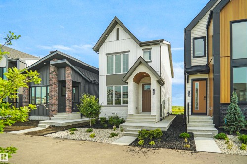 611 176 Avenue Ne, Edmonton, AB - Outdoor With Facade