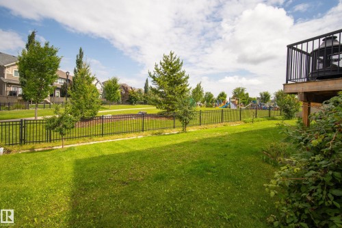 5727 Keeping Crescent Sw, Edmonton, AB - Outdoor