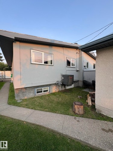 9024 60 Street Nw, Edmonton, AB - Outdoor With Exterior