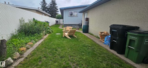 9024 60 Street Nw, Edmonton, AB - Outdoor