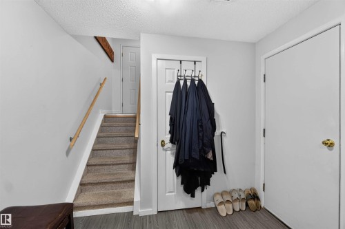 #28 3645 145 Av Nw, Edmonton, AB - Indoor Photo Showing Other Room
