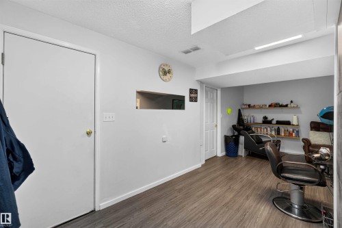 #28 3645 145 Av Nw, Edmonton, AB - Indoor Photo Showing Other Room