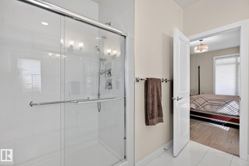 50 Heatherglen Drive, Spruce Grove, AB - Indoor Photo Showing Bathroom