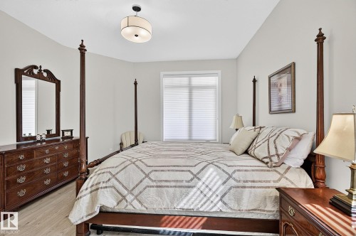 50 Heatherglen Drive, Spruce Grove, AB - Indoor Photo Showing Bedroom