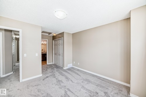 #4 5102 30 Av, Beaumont, AB - Indoor Photo Showing Other Room