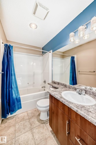 #4 5102 30 Av, Beaumont, AB - Indoor Photo Showing Bathroom