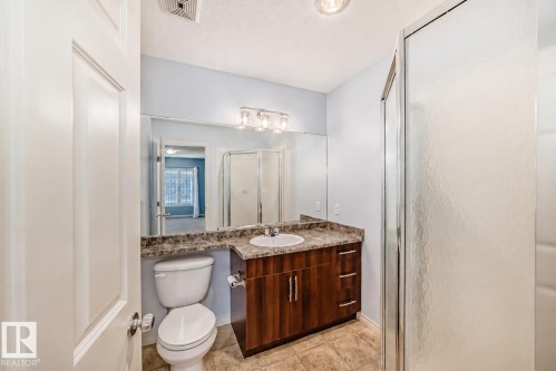 #4 5102 30 Av, Beaumont, AB - Indoor Photo Showing Bathroom