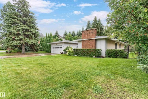 7 Quesnell Crescent Nw, Edmonton, AB - Outdoor