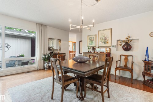 7 Quesnell Crescent Nw, Edmonton, AB - Indoor Photo Showing Dining Room