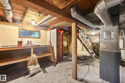 9824 91 Avenue Nw, Edmonton, AB - Indoor Photo Showing Basement