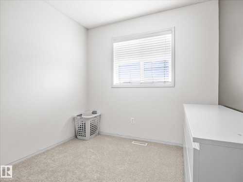 2916 31 Street Nw, Edmonton, AB - Indoor