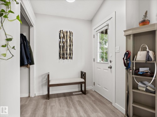 2916 31 Street Nw, Edmonton, AB - Indoor Photo Showing Other Room