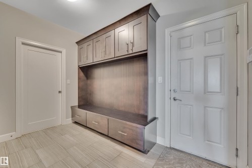 4510 Wingfield Bay Nw, Edmonton, AB - Indoor Photo Showing Other Room