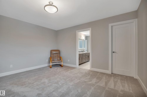 4510 Wingfield Bay Nw, Edmonton, AB - Indoor Photo Showing Other Room