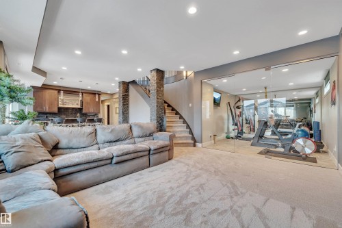 4510 Wingfield Bay Nw, Edmonton, AB - Indoor Photo Showing Living Room