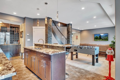 4510 Wingfield Bay Nw, Edmonton, AB - Indoor Photo Showing Other Room