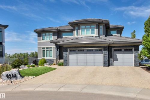 4510 Wingfield Bay Nw, Edmonton, AB - Outdoor With Facade