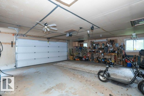 4903A 47 Avenue, Rural Westlock County, AB - Indoor Photo Showing Garage