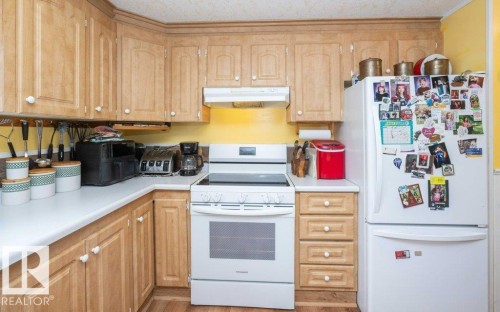 4903A 47 Avenue, Rural Westlock County, AB - Indoor Photo Showing Kitchen