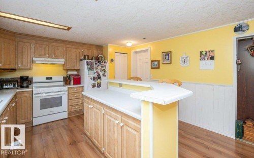 4903A 47 Avenue, Rural Westlock County, AB - Indoor Photo Showing Kitchen