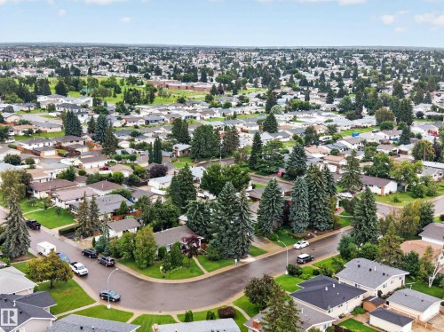 8015 145 Avenue Nw, Edmonton, AB - Outdoor With View