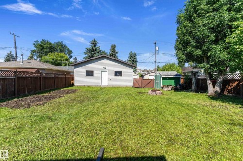 8936 154 Street Nw, Edmonton, AB - Outdoor