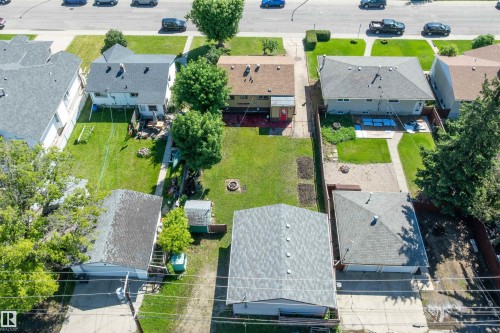 8936 154 Street Nw, Edmonton, AB - Outdoor