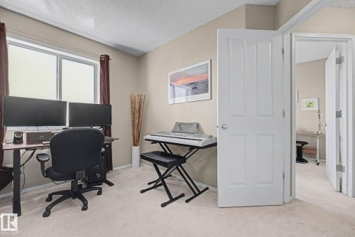9083 Scott Crescent Nw, Edmonton, AB - Indoor Photo Showing Office
