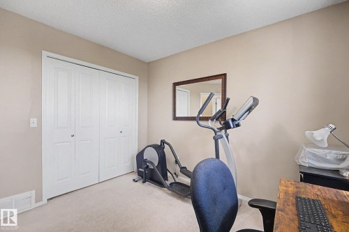 9083 Scott Crescent Nw, Edmonton, AB - Indoor