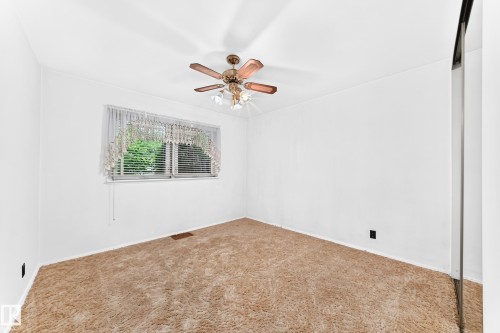 12720 120 Avenue Nw, Edmonton, AB - Indoor Photo Showing Other Room