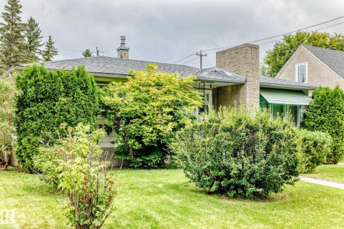 12720 120 Avenue Nw, Edmonton, AB - Outdoor