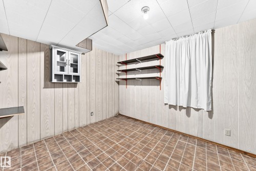 12720 120 Avenue Nw, Edmonton, AB - Indoor Photo Showing Other Room