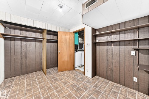 12720 120 Avenue Nw, Edmonton, AB - Indoor