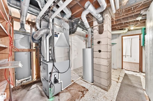 12720 120 Avenue Nw, Edmonton, AB - Indoor Photo Showing Basement