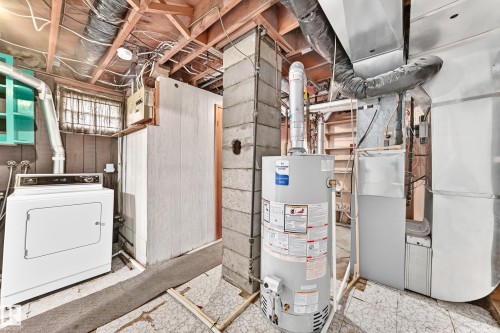 12720 120 Avenue Nw, Edmonton, AB - Indoor