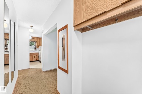 12720 120 Avenue Nw, Edmonton, AB - Indoor Photo Showing Other Room