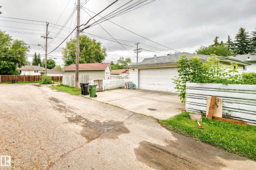 12720 120 Avenue Nw, Edmonton, AB - Outdoor