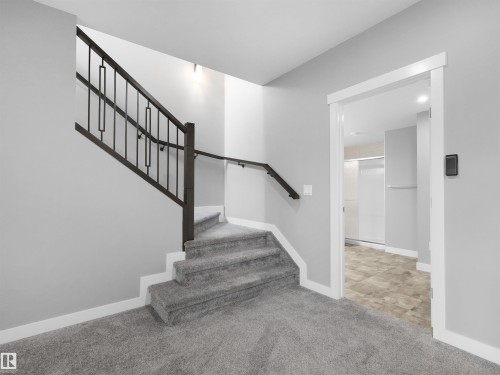 20715 27 Avenue Nw, Edmonton, AB - Indoor Photo Showing Other Room