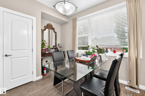 6136 Rosenthal Way Nw, Edmonton, AB - Indoor Photo Showing Dining Room