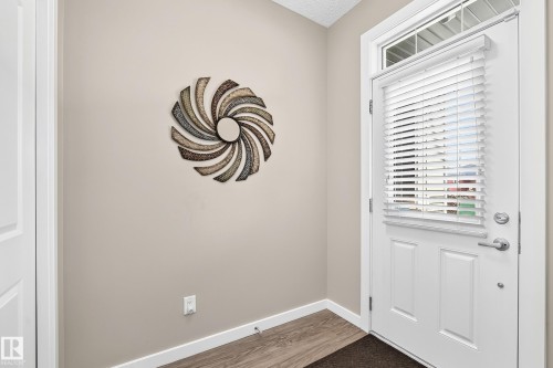 6136 Rosenthal Way Nw, Edmonton, AB - Indoor Photo Showing Other Room