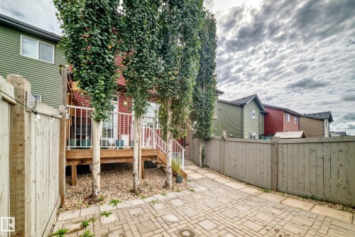 6136 Rosenthal Way Nw, Edmonton, AB - Outdoor