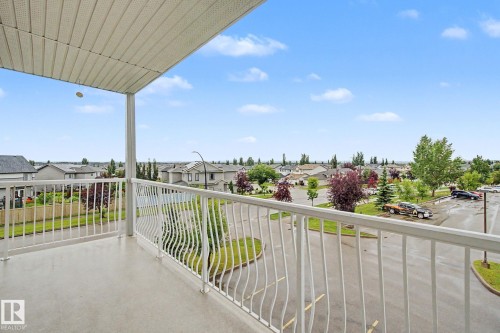 #323 240 Spruce Ridge Rd, Spruce Grove, AB - Outdoor With Exterior