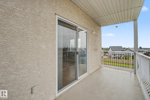 #323 240 Spruce Ridge Rd, Spruce Grove, AB - Outdoor With Exterior