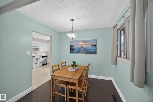 39 Apache Crescent, Leduc, AB - Indoor Photo Showing Dining Room