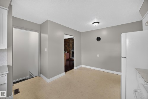 39 Apache Crescent, Leduc, AB - Indoor