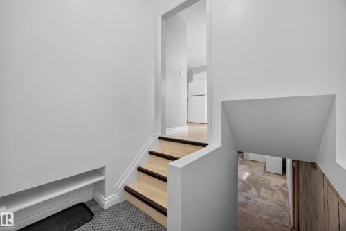 39 Apache Crescent, Leduc, AB - Indoor Photo Showing Other Room