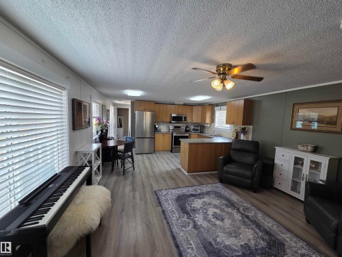 10 Midland Road, Millet, AB - Indoor
