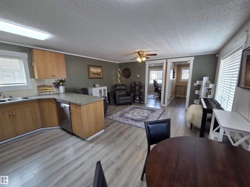 10 Midland Road, Millet, AB - Indoor