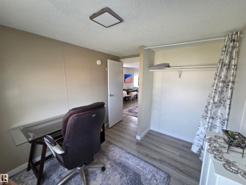 10 Midland Road, Millet, AB - Indoor Photo Showing Office